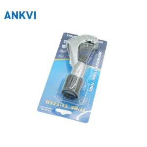GJ.0031 silver copper pipe tube cutter CT-274 in a blister pack